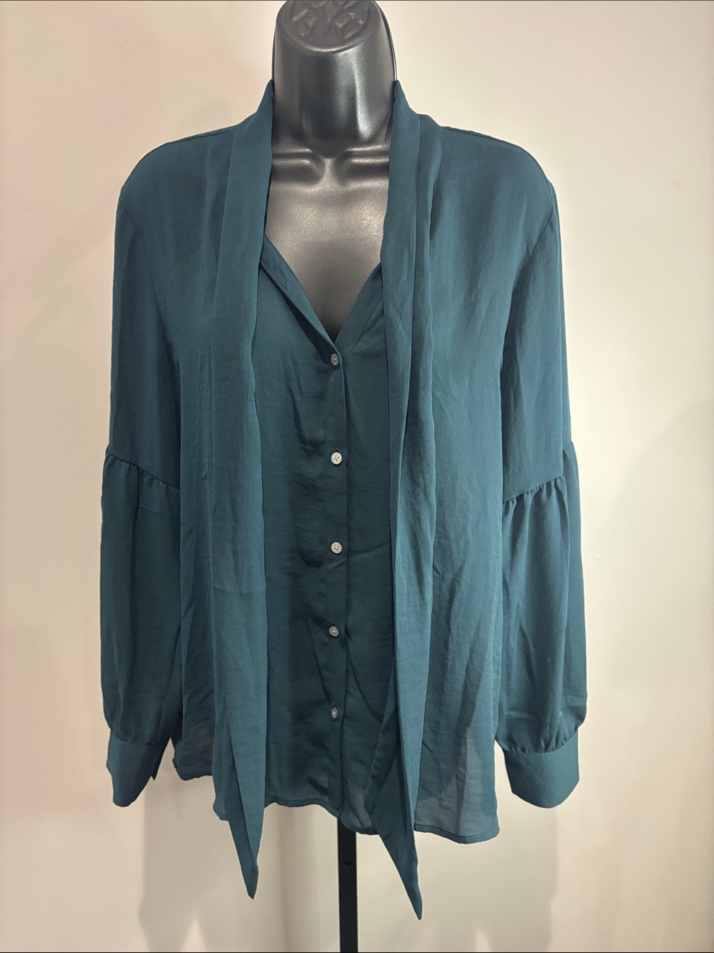 LOFT Teal Tie-Neck Button Down Blouse Size Medium